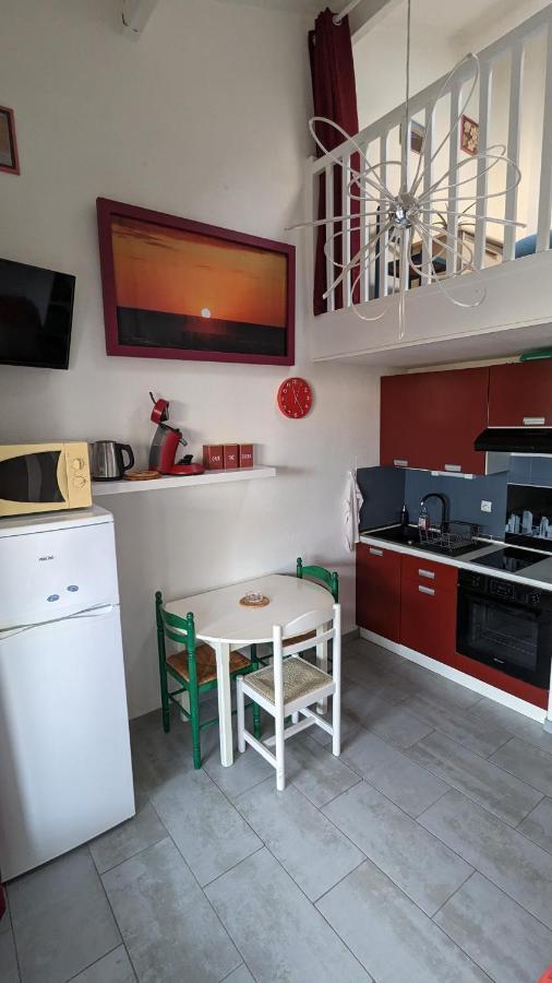 Maisonette A 500M De La Plage Pour 4 Personnes เลอบาร์กาแรส ภายนอก รูปภาพ
